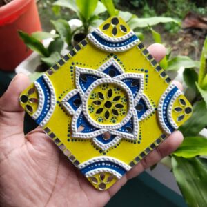 Lippan Art Wall Hanging (Size 4 Inch)